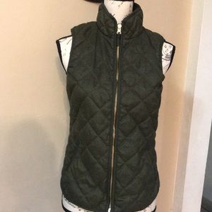 OLD NAVY VEST.   Size:  XS/TP  Dark Green.  #399/B